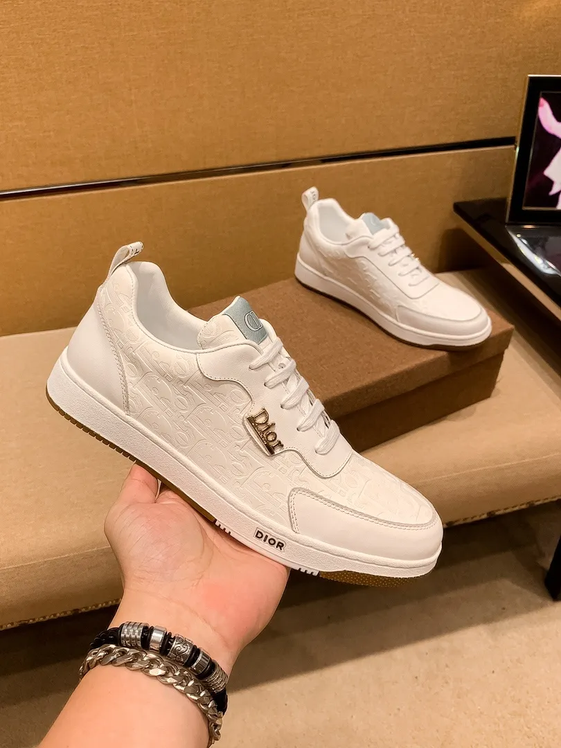 Men's shoes💰 420💰 [Dior] high-end men's shoes brand official website 1:1 latest masterpiece: the upper is made of Italian imported first-layer cowhide with a comfortable and breathable lining ➕original non-slip and wear-resistant outsole🔥, making walking more convenient and comfortable! An exclusive new model, a stunning work, a beautiful 1:1 replica [color] compared to the official quality! Create a fashionable personality to set off your uniqueness! A must-have for trendy men! Classic🔥Size: 38-44 Color: 🔥Multiple colors available🔥.